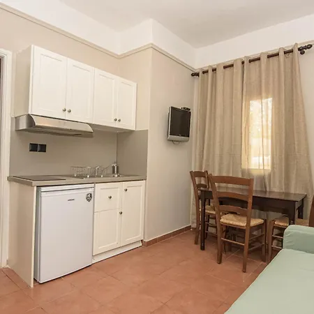 Talos Hotel Apartments Kato Daratso Exterior photo