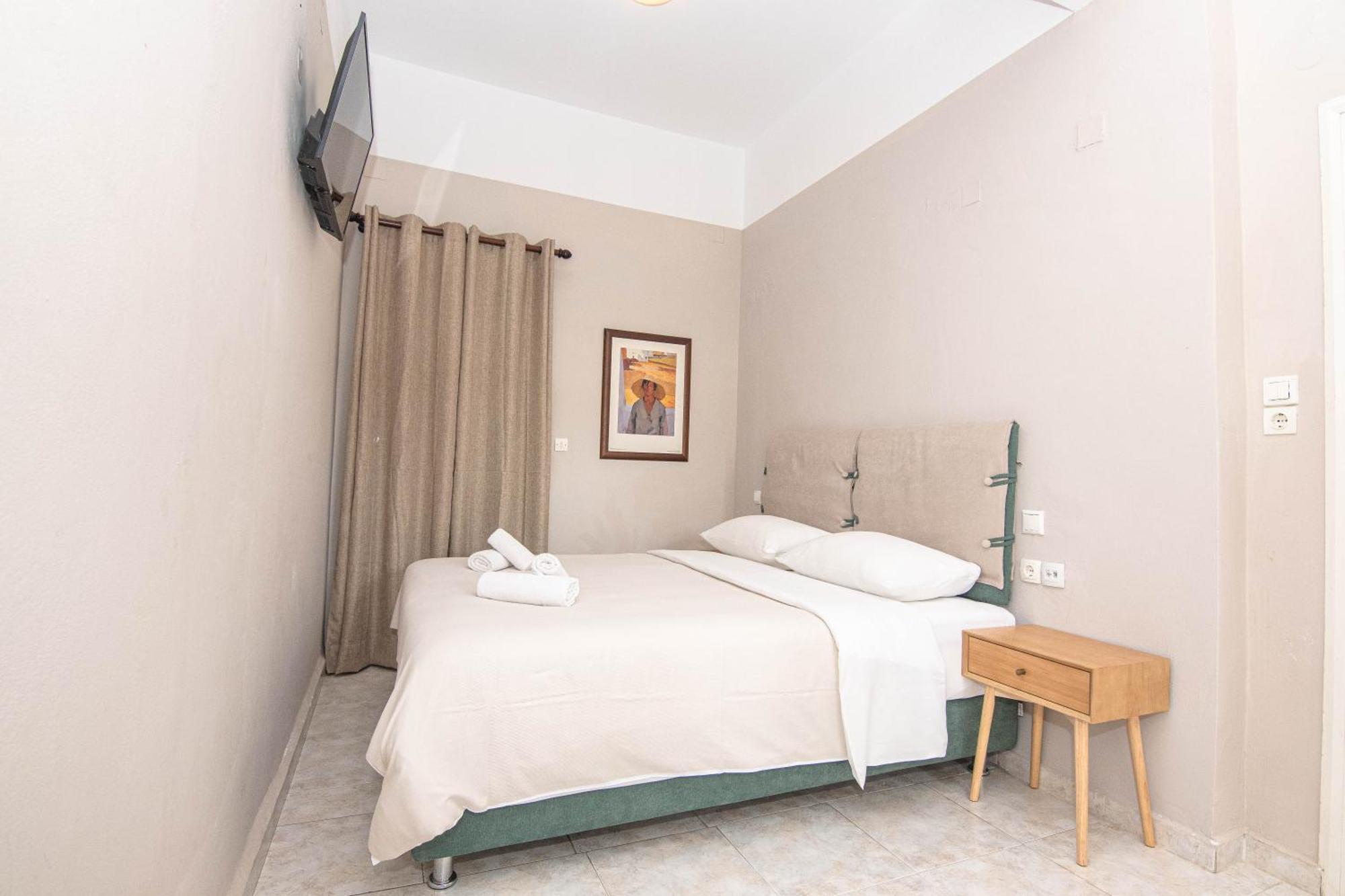 Talos Aparthotel
